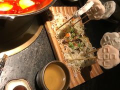 -湊湊火锅·茶憩(新中关购物中心店)