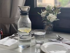 -芳草地西式融合餐厅(回龙窝店)