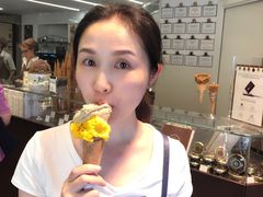 -VENCHI 闻绮(上海佛罗伦萨小镇店)