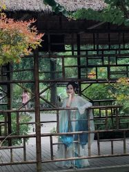 -一揽芳华汉服旗袍体验馆(拙政园店)
