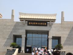 -秦始皇兵马俑博物馆-停车场