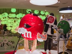 -m豆巧克力世界(上海世茂广场店)