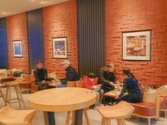 -星巴克臻选(莘庄仲盛店)