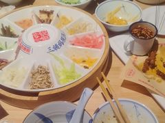 -怪噜范·老贵阳街头名小吃(汇金星力城店)