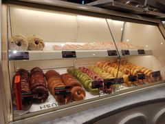 -HOT CRUSH趁热集合·现烤面包(环球港店)