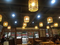大堂-饭饱香土碗菜(新科店)