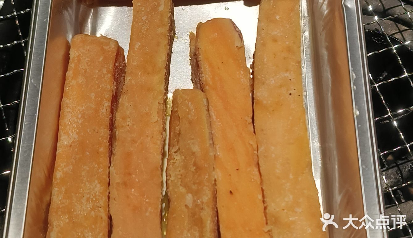 小资生活的连锁店之一，适合朋友聚会，高品质牛肉天堂