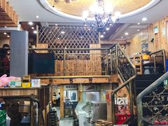 -老东镇啤酒屋海鲜加工·蒸汽海鲜·海鲜烧烤(台东店)