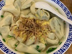 -笑来喜馄饨小笼工坊店(湖滨街店)