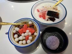 红糖冰汤圆-卤校长重庆火锅(国兴店)