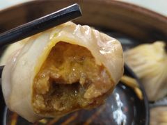 蟹黄汤包-食惠里小笼包面馆(越秀店)