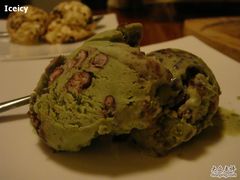 绿茶红豆冰淇淋-牛玄庵日式寿喜烧·料理店(新源里店)