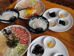 -桥香园过桥米线(国贸店)