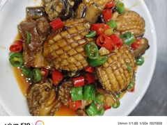-丹水桥地锅鱼·翘嘴鲌·地方特色全鱼宴(丹江口大坝店)