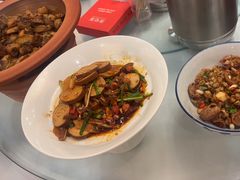 -饭怕鱼·黄焖鲟龙鱼(湖大店)