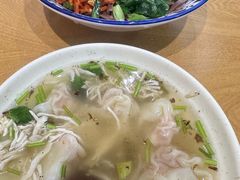 -三好食堂(煎饺·馄饨·肉饼米线·盛世广场店)