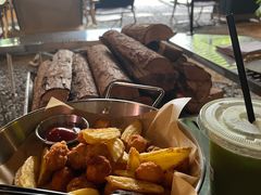 -J Create城市露营咖啡·简餐·宠物(上海动物园店)