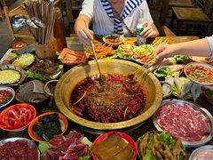 -老石黑山羊毛驴肉火锅(金凯广场店)