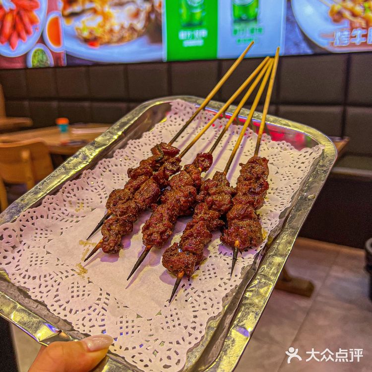 这家店的小龙虾真的… 太大了 到了夏天 龙虾都长成熟了