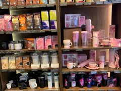 零售区-星巴克(杭州西湖银泰1F店)