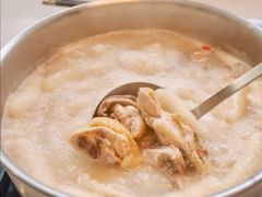 单人份猪肚鸡-煲王粤菜餐厅(中侨中心店)