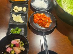 -肉甲韩国木炭烤肉(新壹街1店)