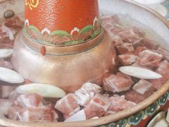 -毛辣果·贵州红酸汤牛肉火锅(西单店)