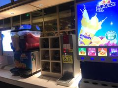 门面-钱小奴海鲜自助黑金店(杭州滨江龙湖店)