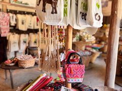 -大象粑粑造纸公园