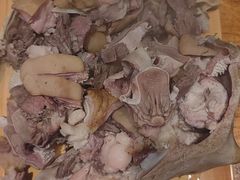 -蒙艾里民族传统菜蒙餐