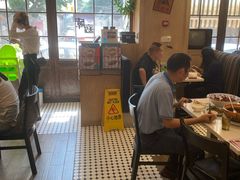 -潮庭港式茶餐厅·熊仔奶茶(同济广场店)