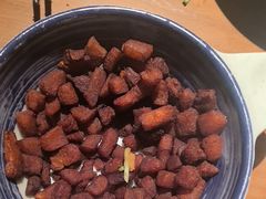 -包整·丝娃娃(一览甲秀楼风景店)