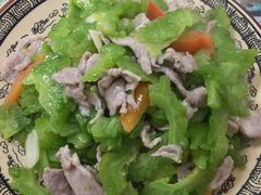 -乡土特色.冷锅鱼.牦牛肉汤锅