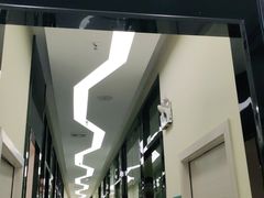 -雅致口腔门诊部(五羊邨地铁店)