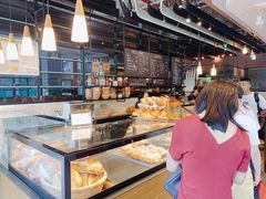 面包甜点陈列柜-麦田工坊(月湖店)