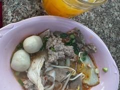 -榮泰米粉湯(Left Shop)