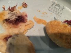 云南现烤鲜花饼-香巴拉云南餐厅(华莱坞店)