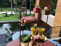 -三亚湾海居铂尔曼度假酒店