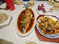 -华光驿站私房菜·黑金冠