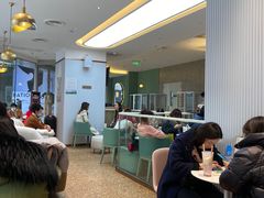 大堂-奈雪的茶(大连新玛特店)