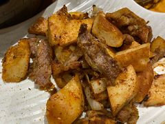 酥馕炒肉-品味新疆·新疆风味特色餐厅(泉舜店)
