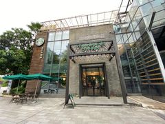 门面-星巴克(南宁民歌湖店)