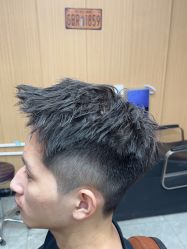 -纯剪男士理发馆·烫染专业店
