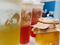 芒芒甘露酸奶瓶-喜茶(青岛金狮广场店)