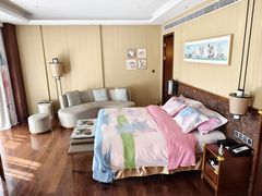 -西双版纳融创皇冠假日度假酒店