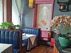 -八府香鸭·啫啫煲(华山路店)