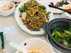 -香港新发烧腊茶餐厅(水围店)