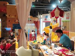 -莫莉哇咔亲子餐厅(乐堤港店)