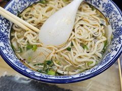 -陇上全荟兰州传统牛肉面(延吉路店)