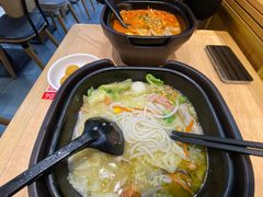 -阿香米线(凯德广场.1818店)